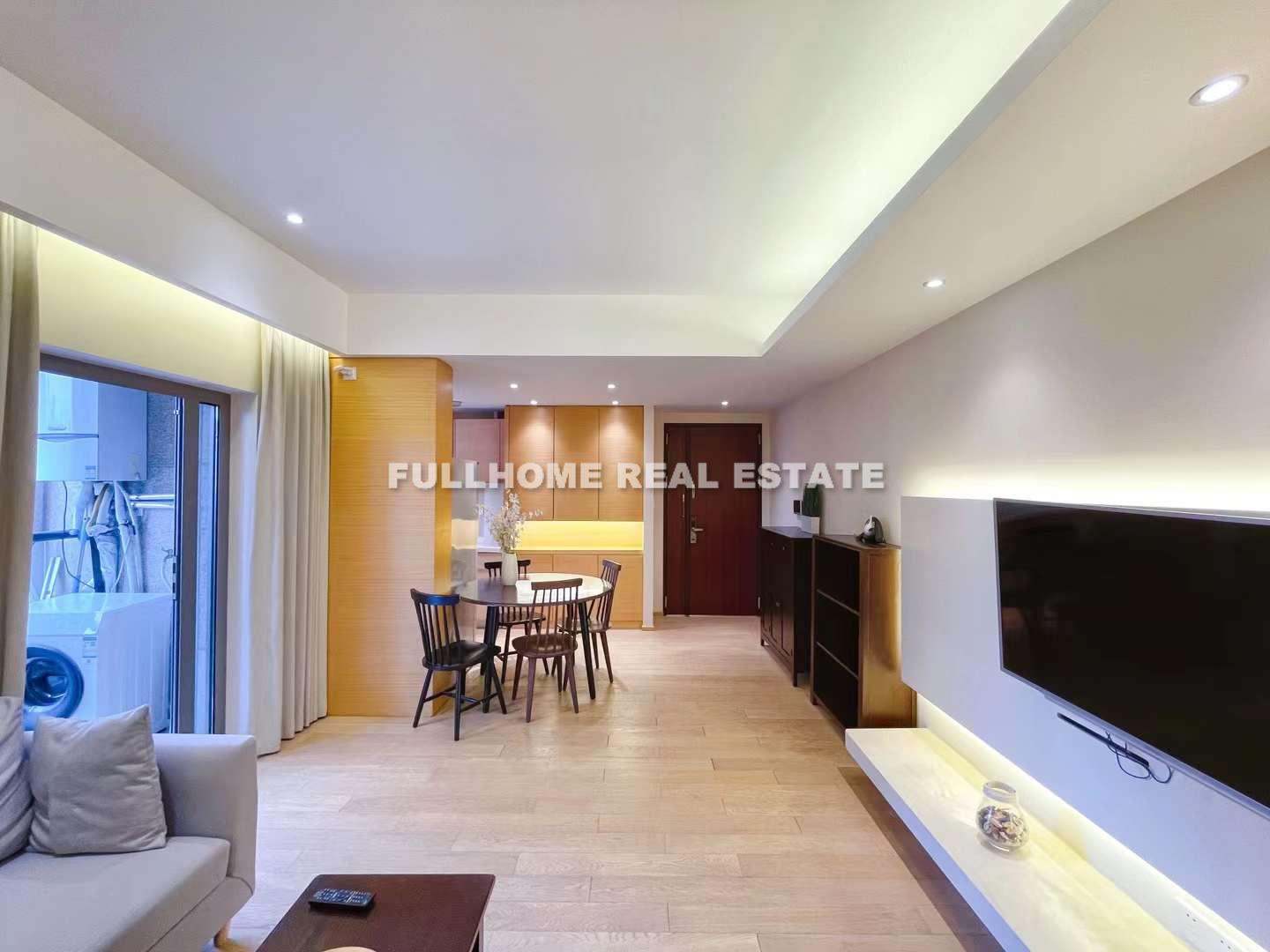 Edifice Apts - 2 bedroom apartment in Shanghai, Jing An, Downtown