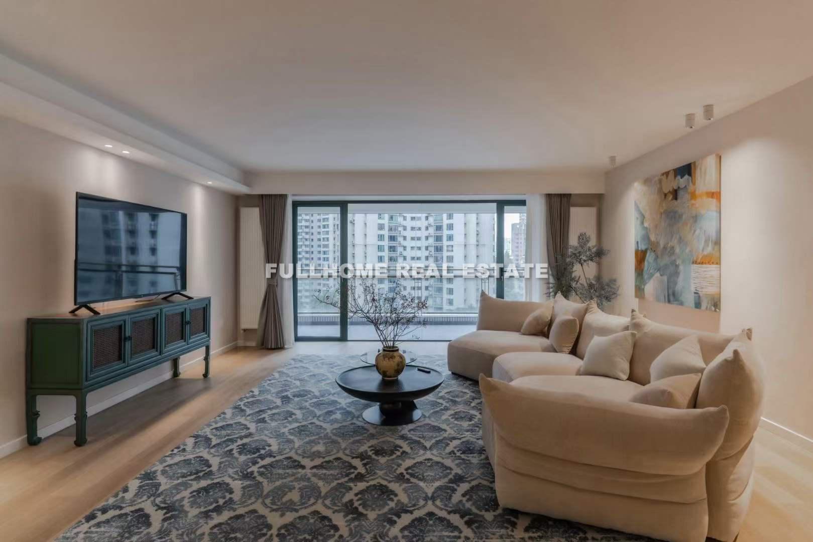 Oriental Manhattan - 3 bedroom apartment in Shanghai, Xujiahui, Downtown