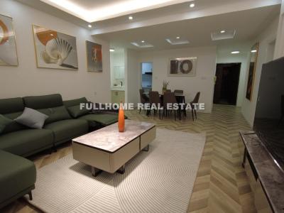 Same compound: Hai Yi Apartment, 4 bedrooms in Shanghai