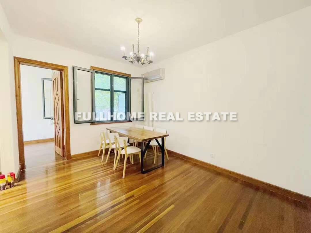 Lane 1-500 Wanpin Road Old House	 - Interior view 2, Shanghai rental property