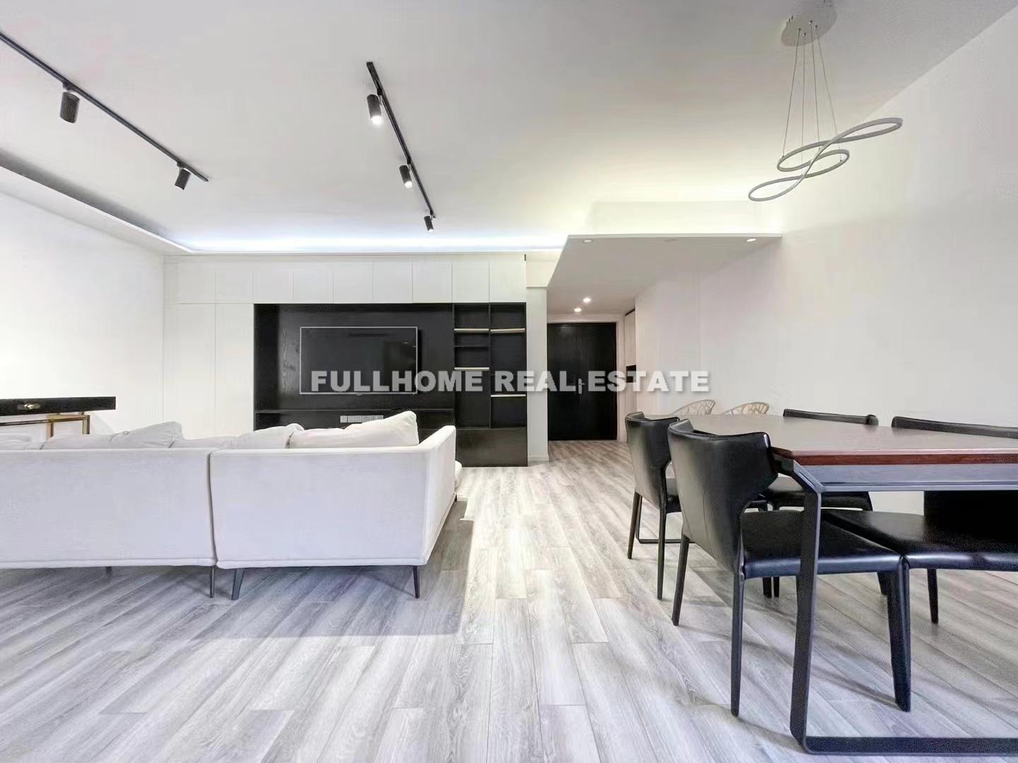 Same compound: Fa Hua Men Mansion, 2 bedrooms in Shanghai
