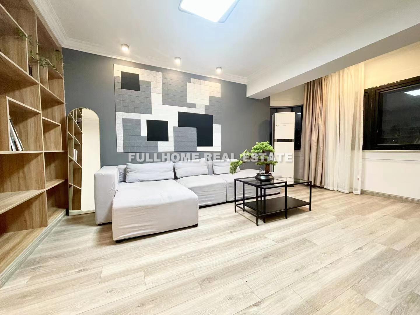 Lane 1-2000 Kangding Road Old House - 2 bedroom apartment in Shanghai, Downtown, Downtown