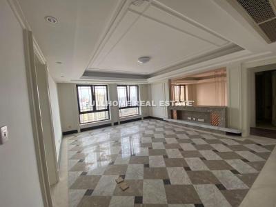 Same compound: Aroma, 4 bedrooms in Shanghai