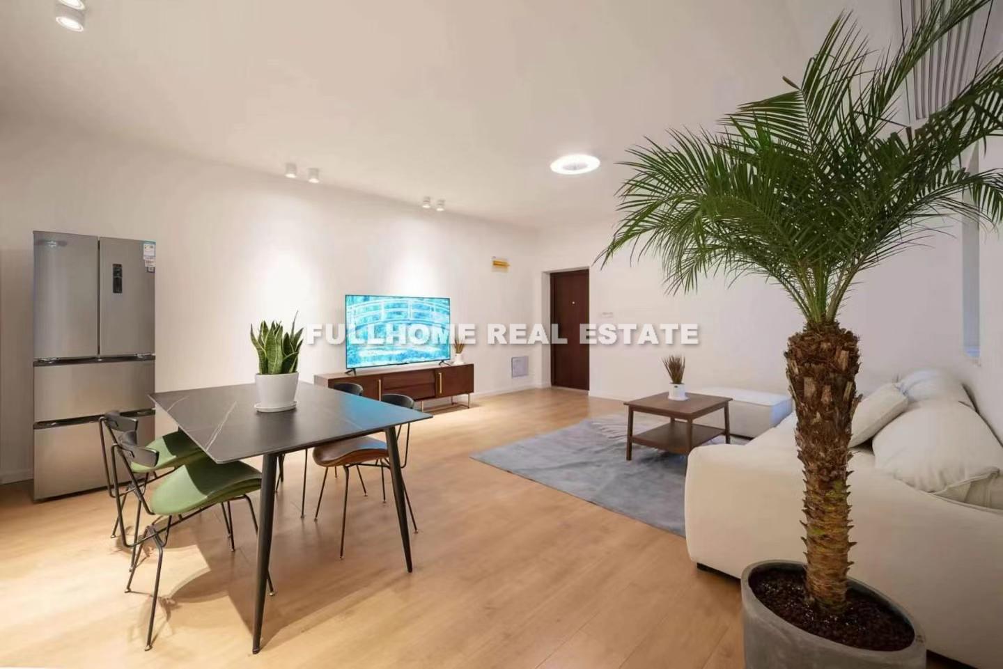 Jiafa Apartment - 3 bedroom apartment in Shanghai, Downtown, Downtown
