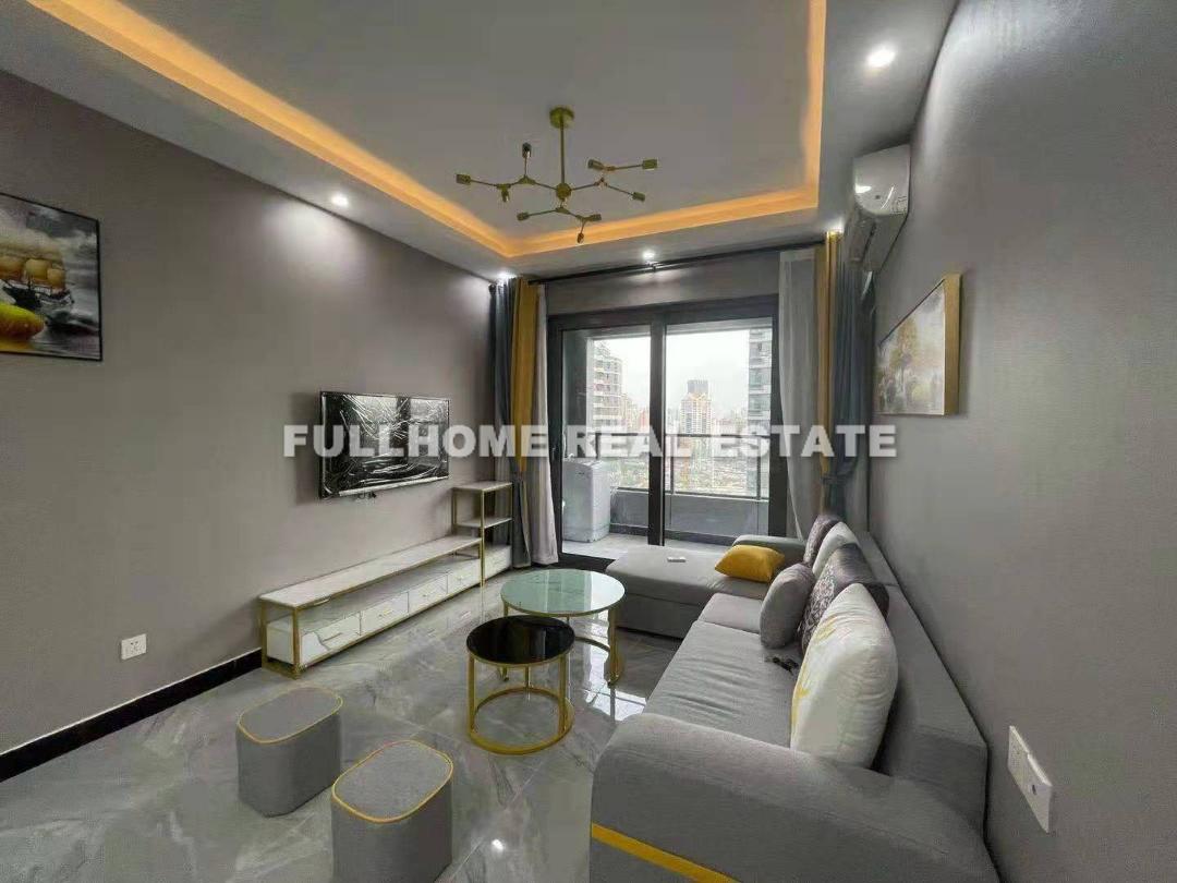 Same compound: Zhonghai Zhenrufu, 3 bedrooms in Shanghai