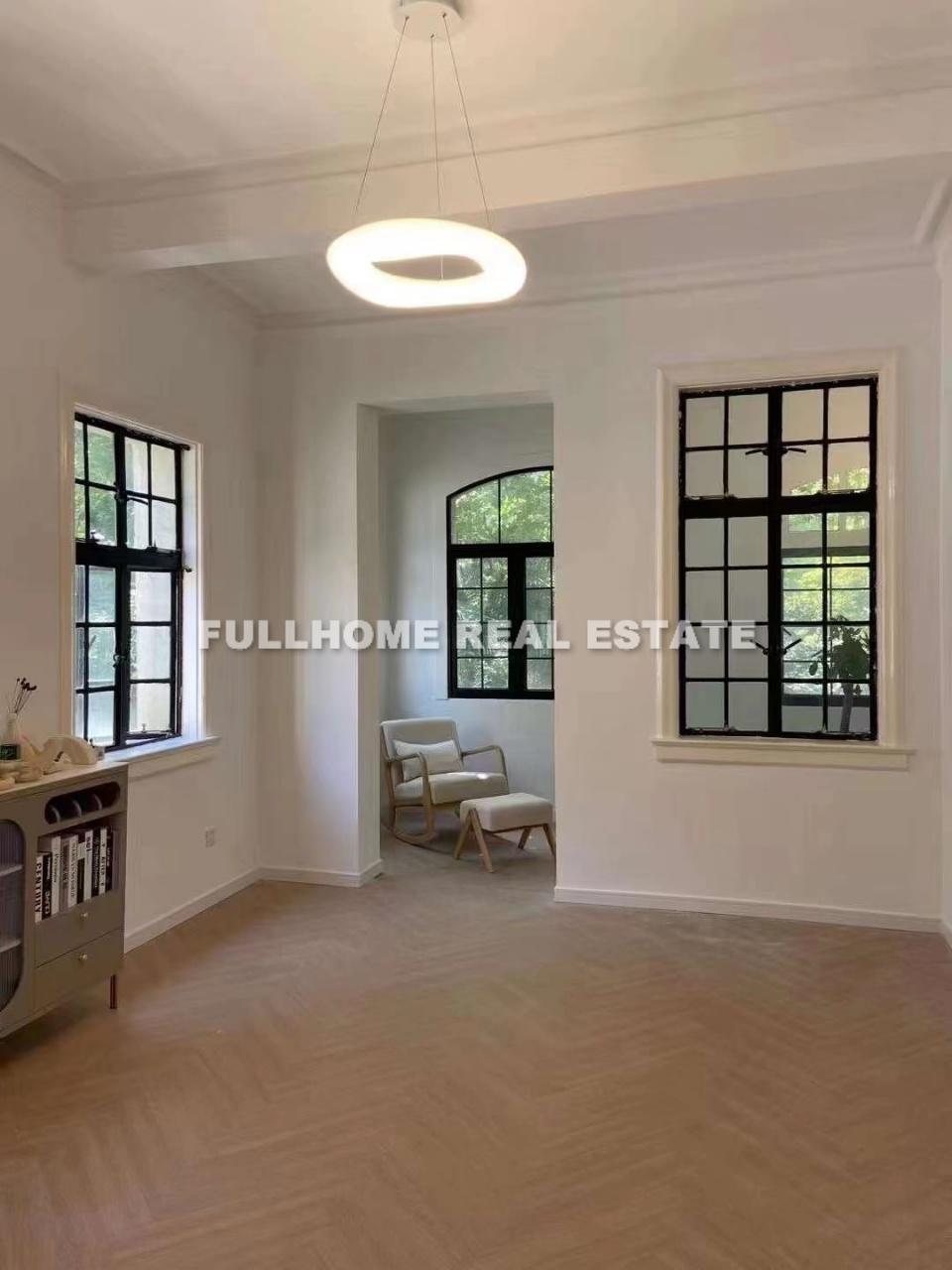 Same compound: Lane 1000-1500 Yuyuan Road Old House, 2 bedrooms in Shanghai