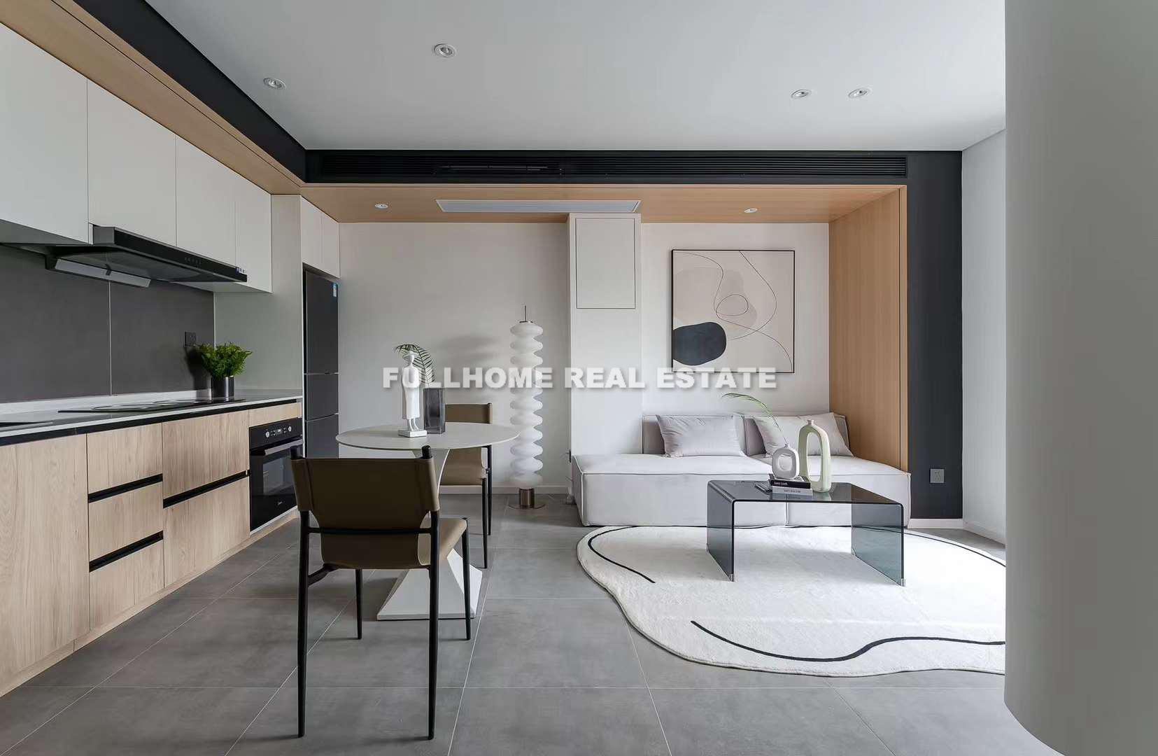 Same compound: Hua Yuan Building, 1 bedrooms in Shanghai