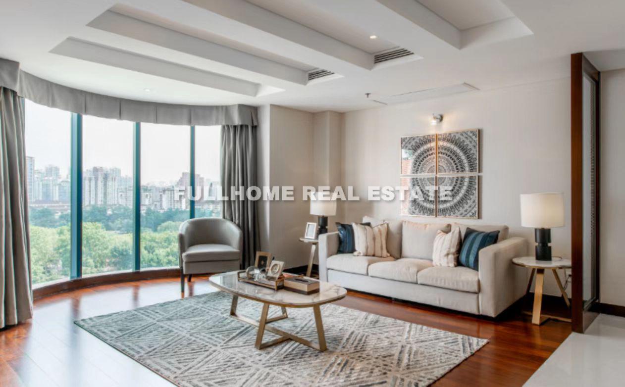 Real Collection - 4 bedroom apartment in Shanghai, Zhongshan Park, Downtown