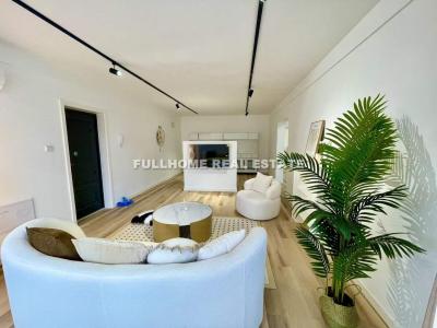 Same compound: Jun Zi Lan  Apartment, 2 bedrooms in Shanghai
