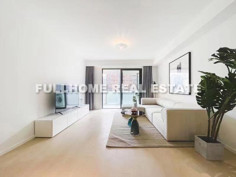 Same compound: Ruijin Zun Di, 3 bedrooms in Shanghai