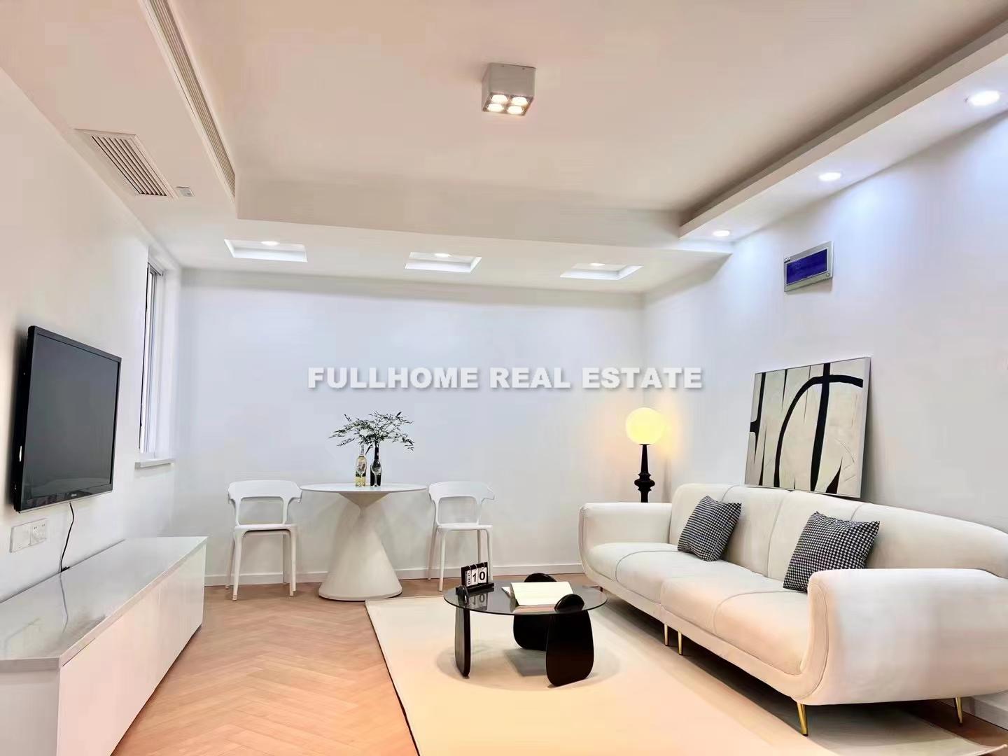 Same compound: New Hong An Apartment, 2 bedrooms in Shanghai