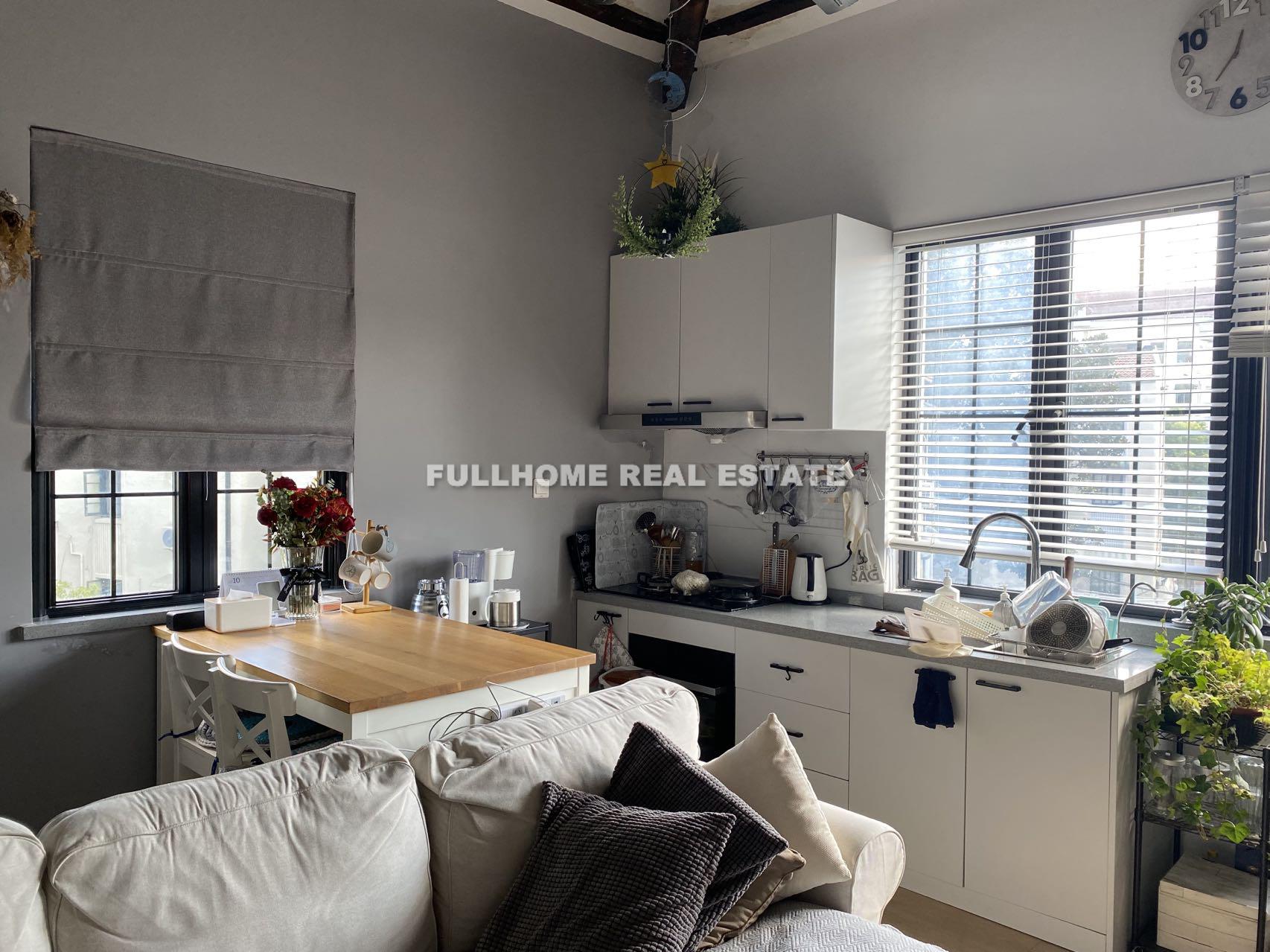 Lane 1501-2500 Middle Huaihai Road Old House	 - Interior view 2, Shanghai rental property