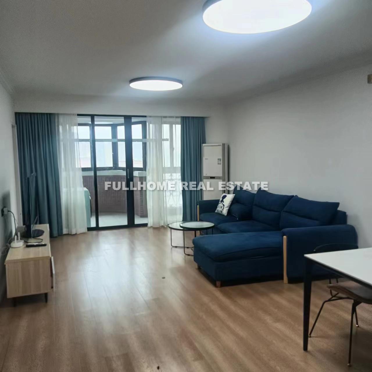 Same compound: Chester Court at Gubei, 2 bedrooms in Shanghai