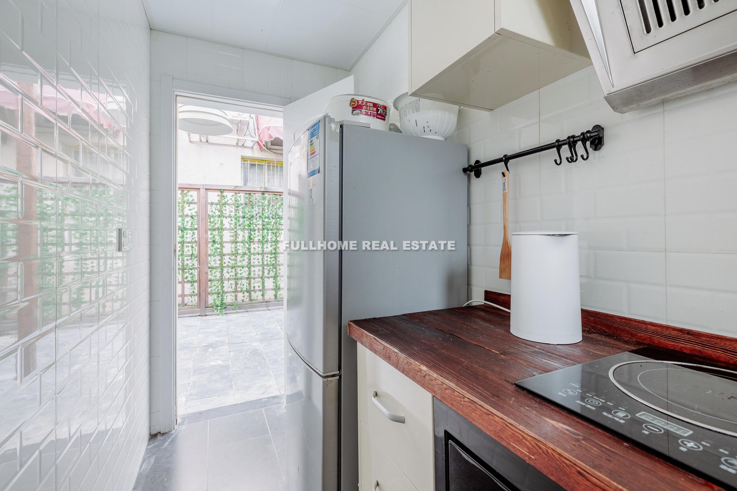 Lane 100-2000 West Nan Jing Road Old House - Interior view 12, Shanghai rental property