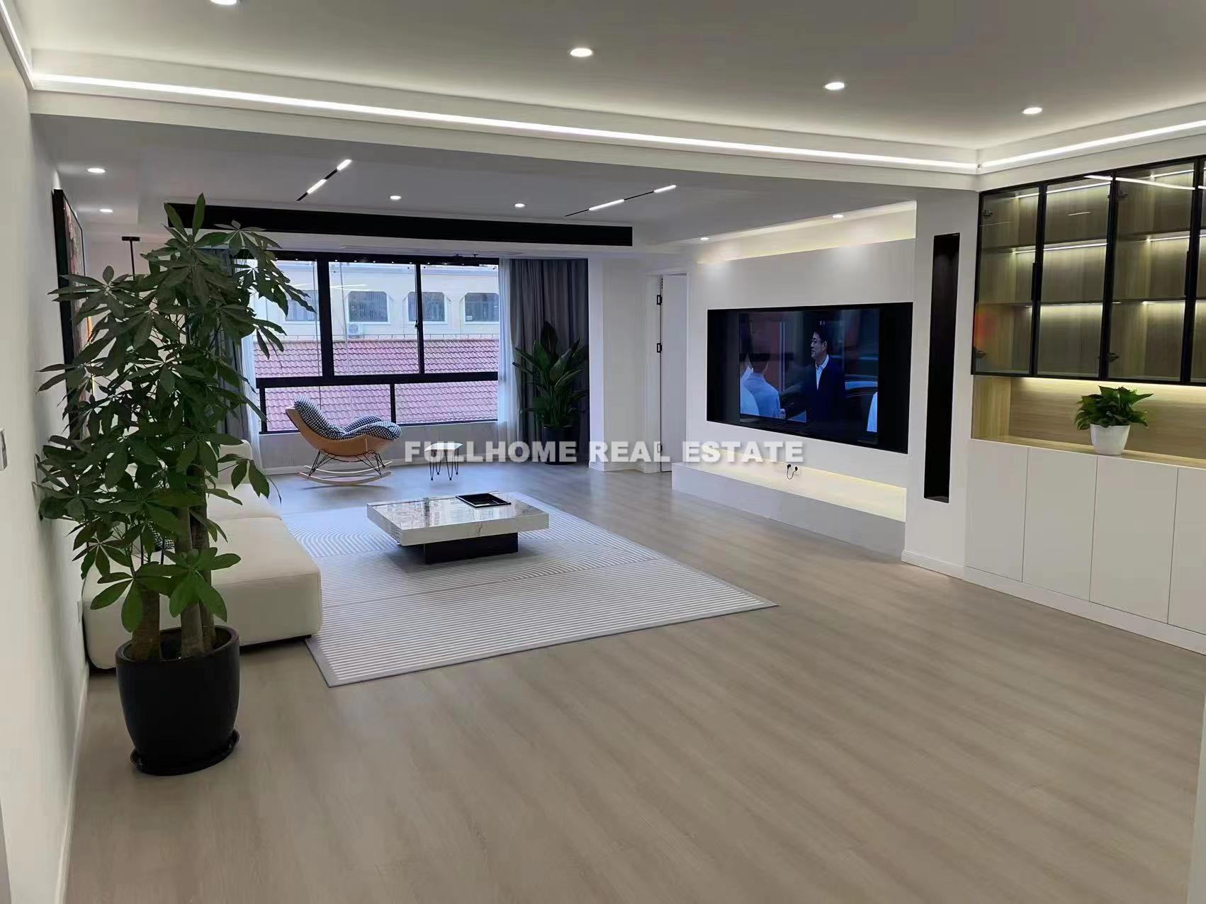 Da An Plaza - 3 bedroom apartment in Shanghai, Downtown, Downtown