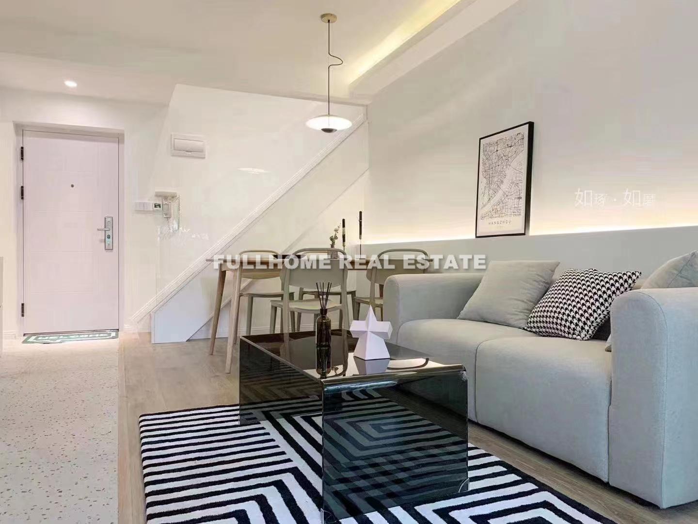 Same compound: Hongan Homeland, 2 bedrooms in Shanghai