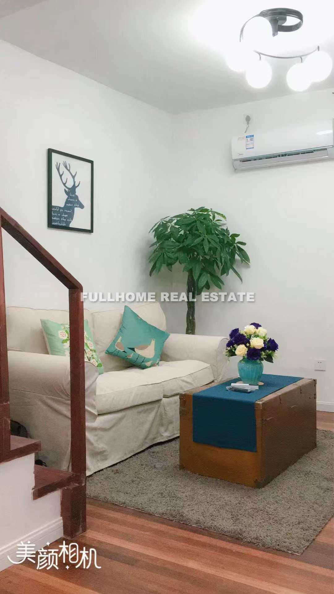 Lane 1-400 Julu Road Old House	 - Interior view 8, Shanghai rental property