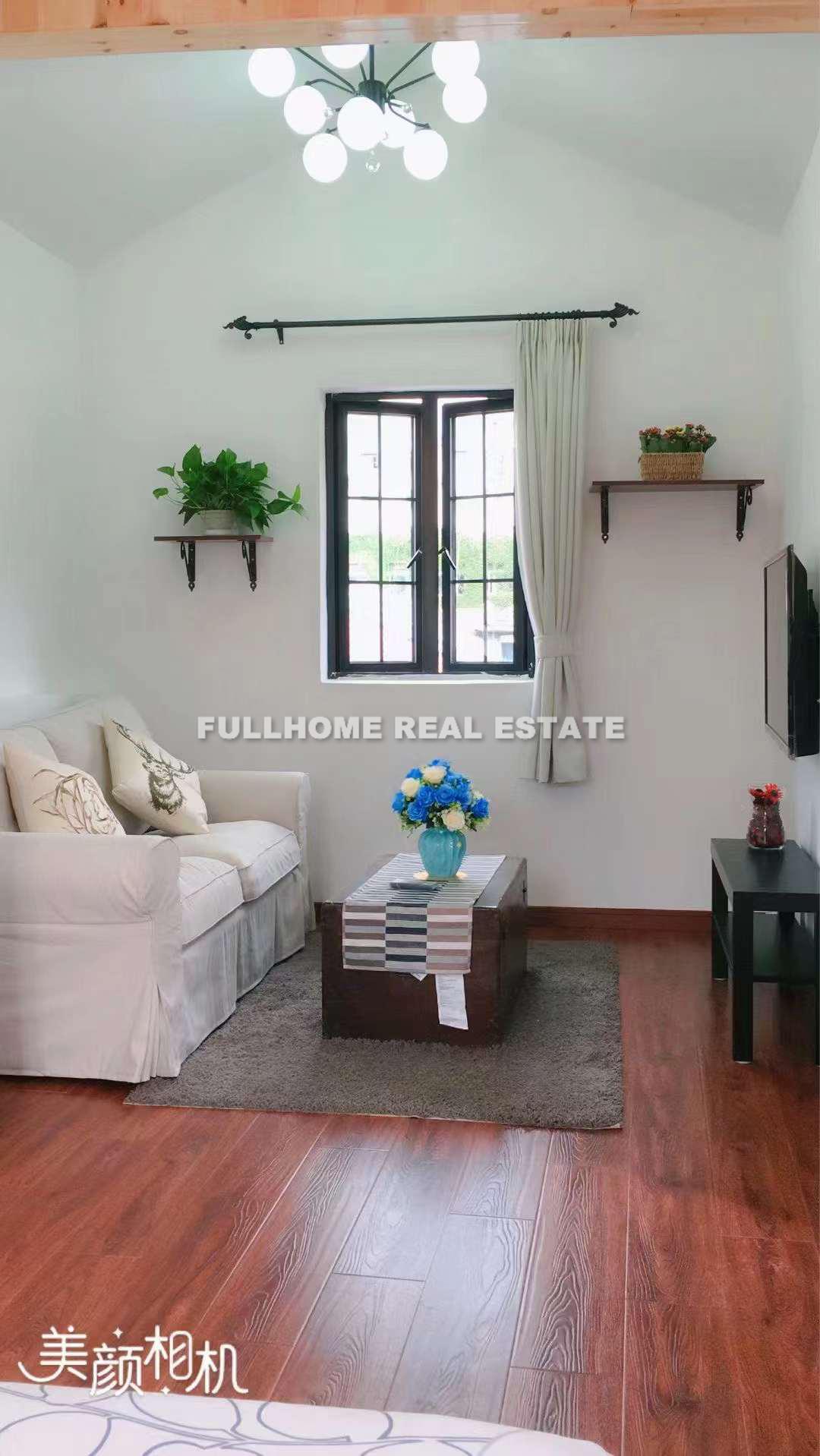 Lane 1-400 Julu Road Old House	 - Interior view 5, Shanghai rental property