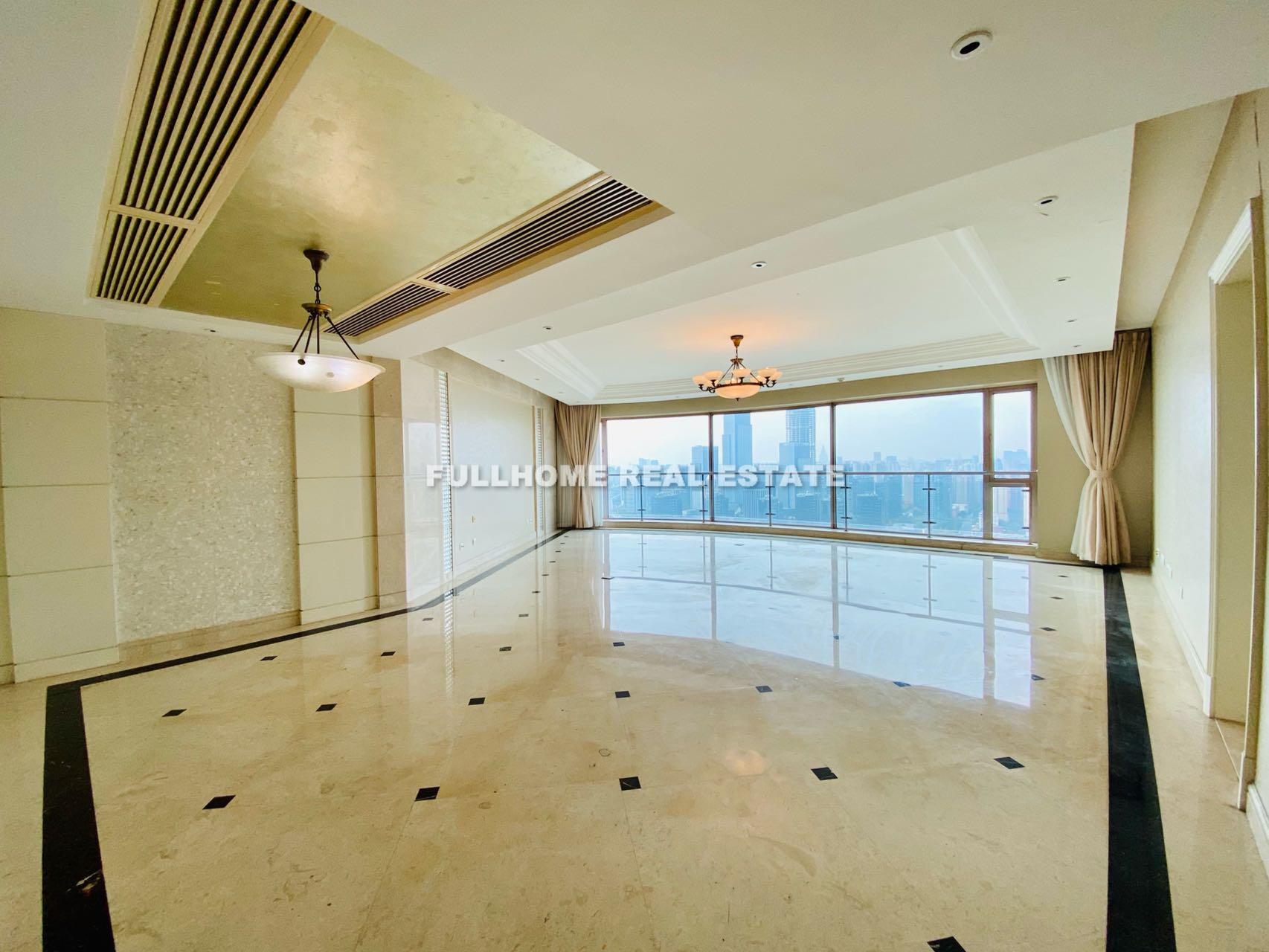 Shimao Riviera Garden - 4 bedroom apartment in Shanghai, Lujiazui, Pudong