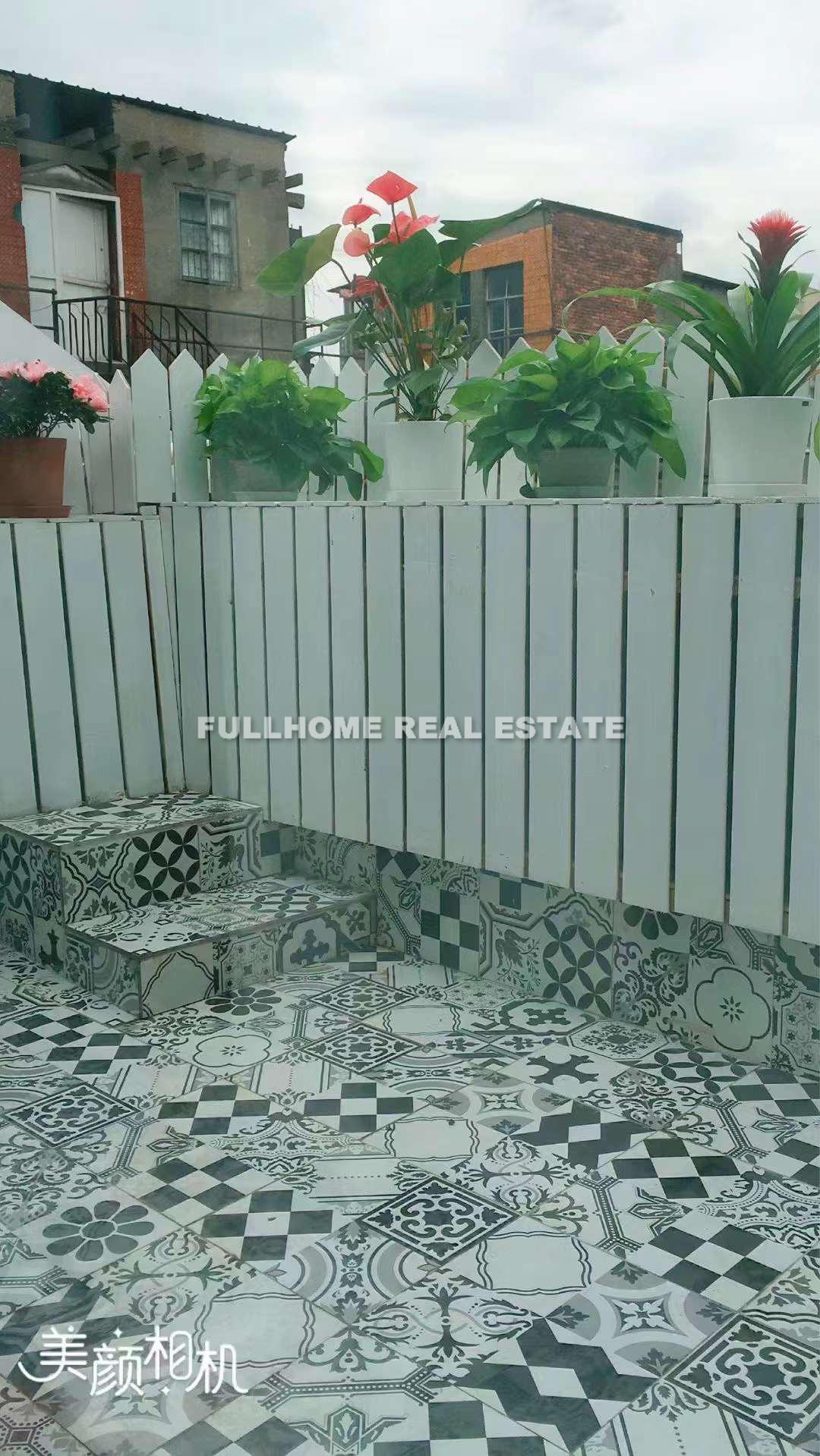 Lane 1-400 Julu Road Old House	 - Interior view 9, Shanghai rental property