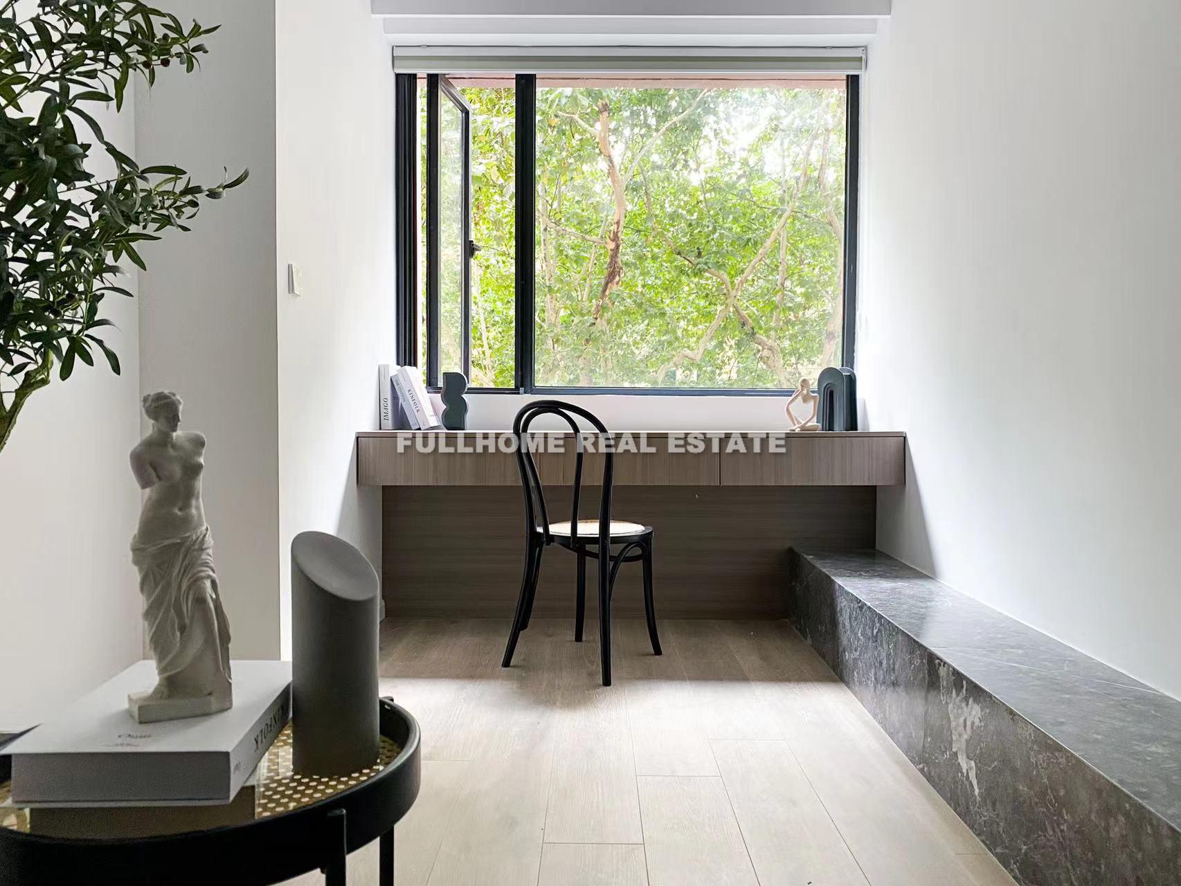 Jiahui Plaza - Interior view 2, Shanghai rental property