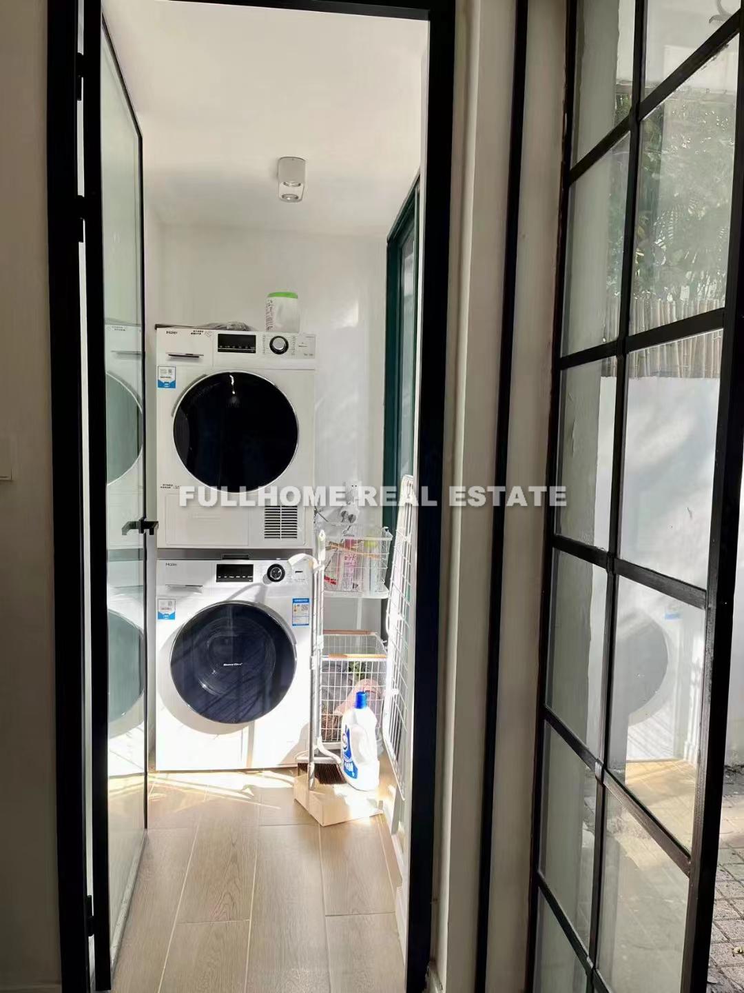 Lane 1-500 Wanpin Road Old House	 - Interior view 7, Shanghai rental property