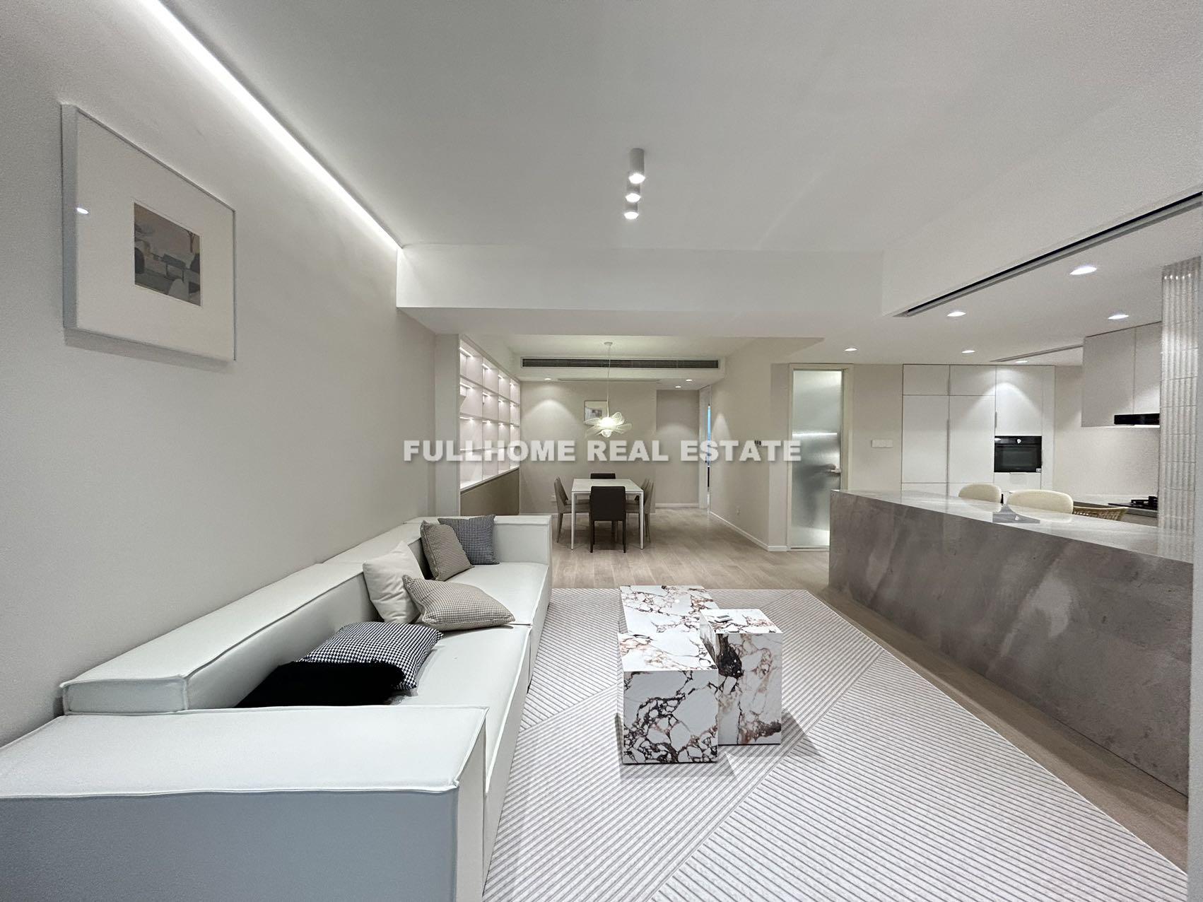 St. Johnson - 3 bedroom apartment in Shanghai, Zhongshan Park, Downtown