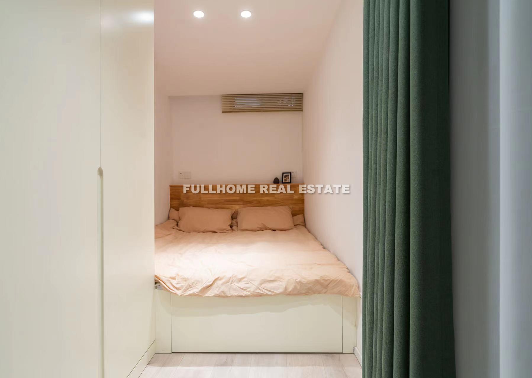 Lane 1-1000 Weihai Road Old House - Interior view 5, Shanghai rental property