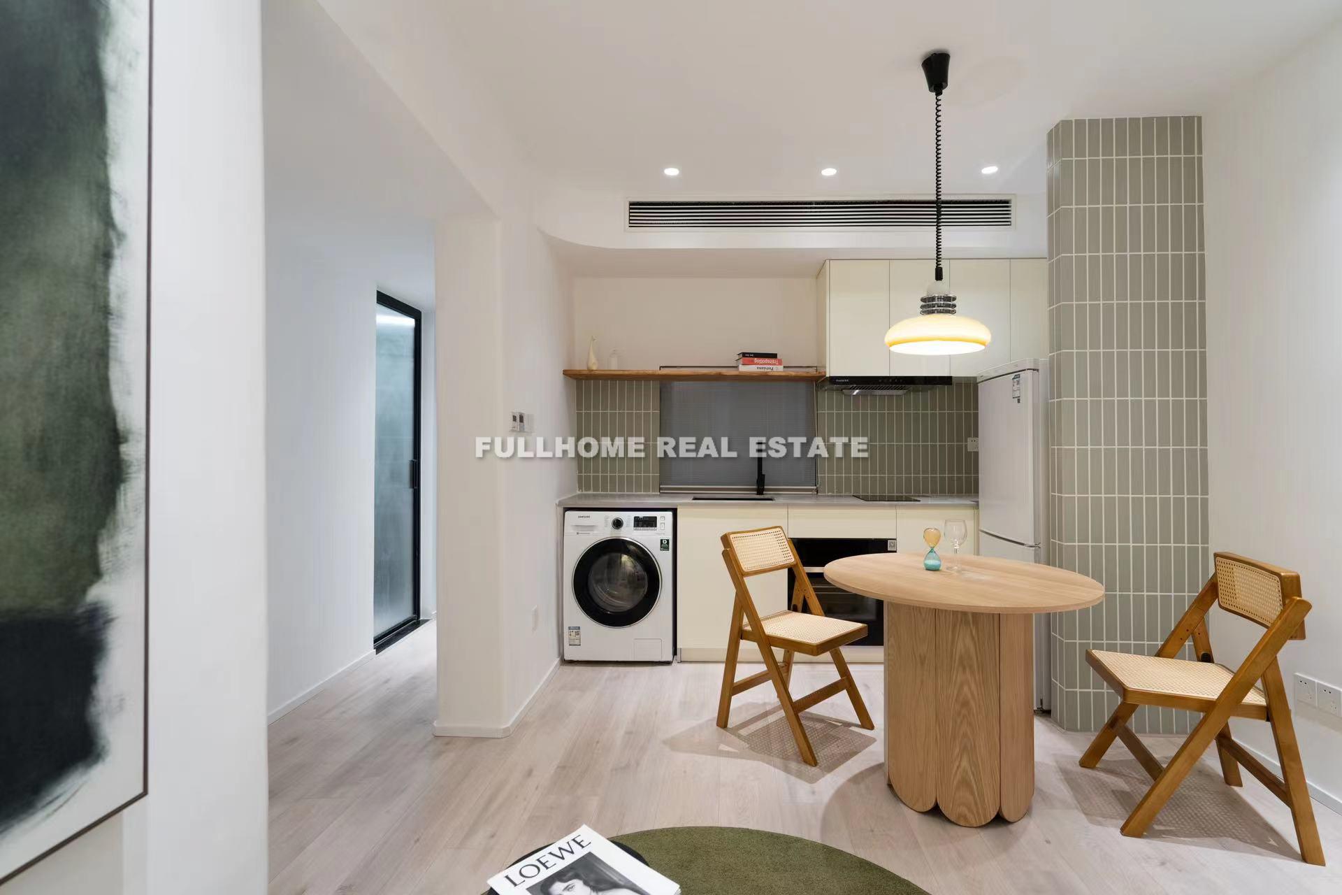 Lane 1-1000 Weihai Road Old House - Interior view 2, Shanghai rental property