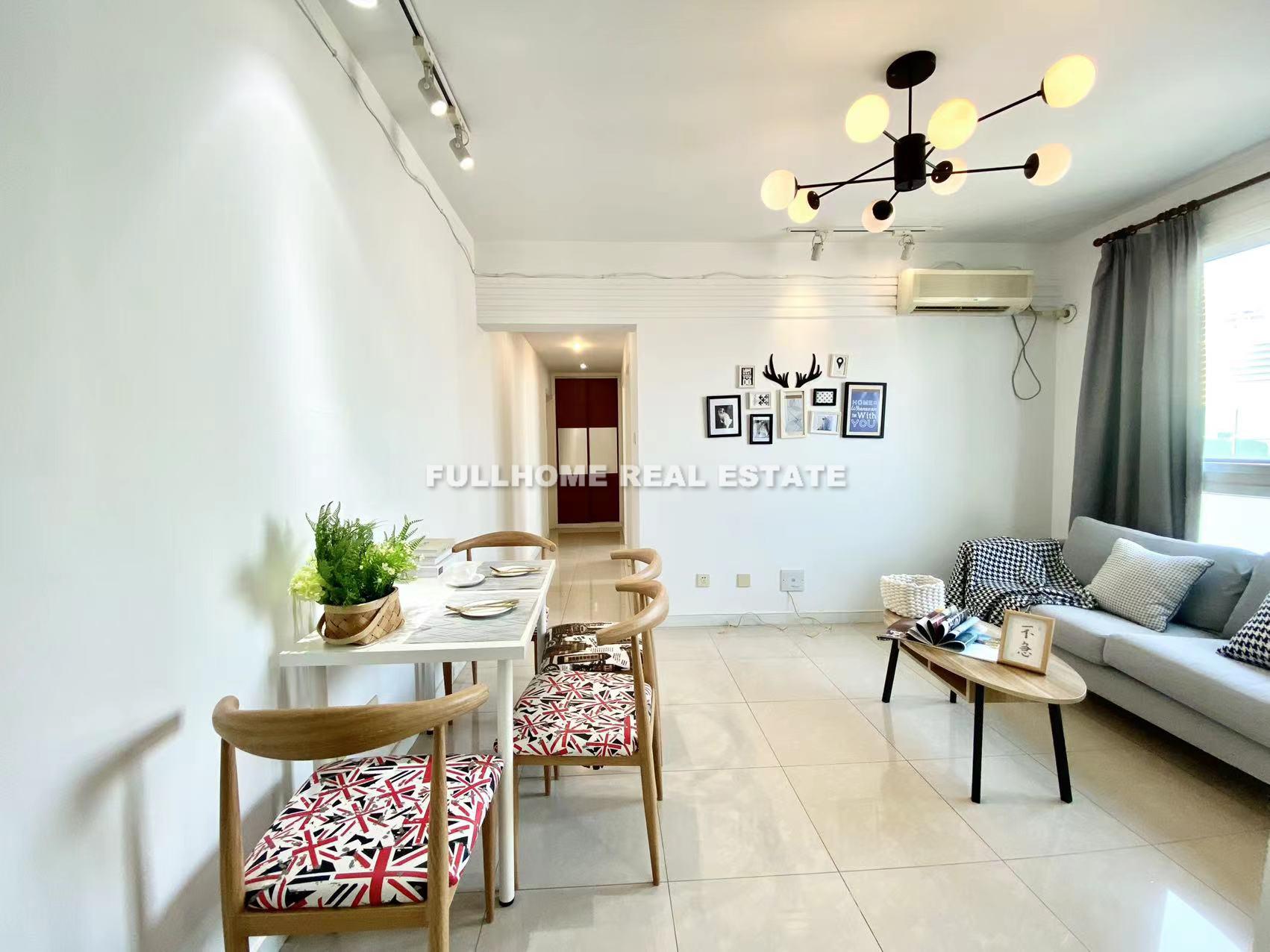 Top Of City - 2 bedroom apartment in Shanghai, People Square, Downtown
