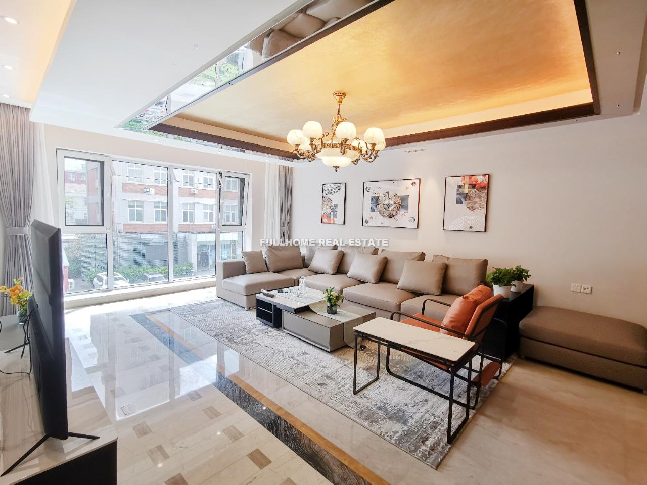 CBD Private Castle - 3 bedroom apartment in Beijing, Sanlitun