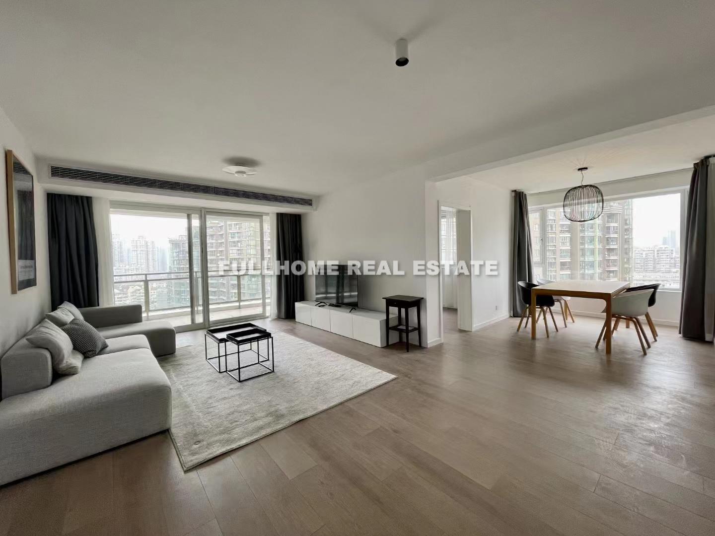 Sudi Chunxiao Famous Garden - 3 bedroom apartment in Shanghai, Putuo, Downtown
