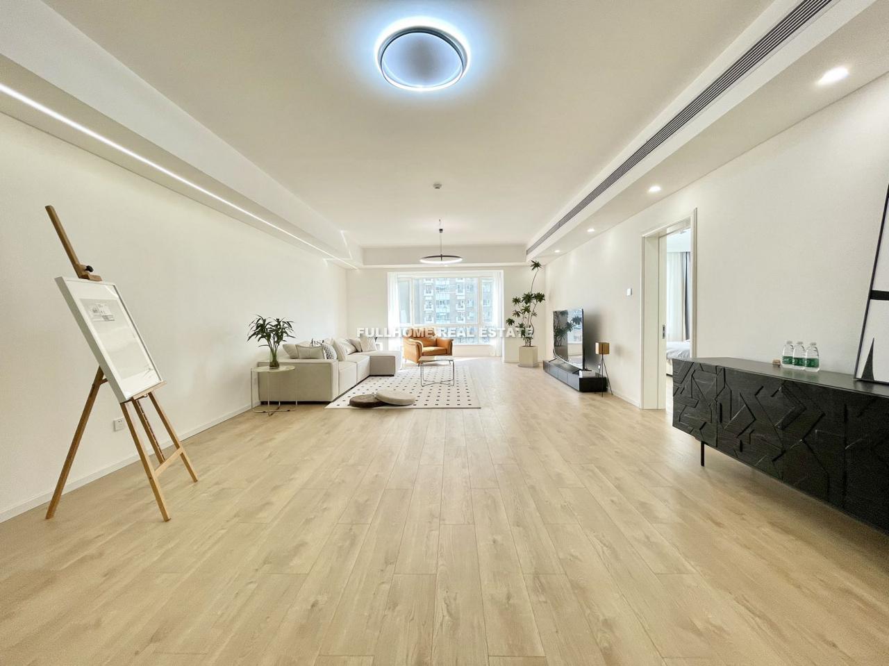 Global Trade Mansion - 3 bedroom apartment in Beijing, CBD