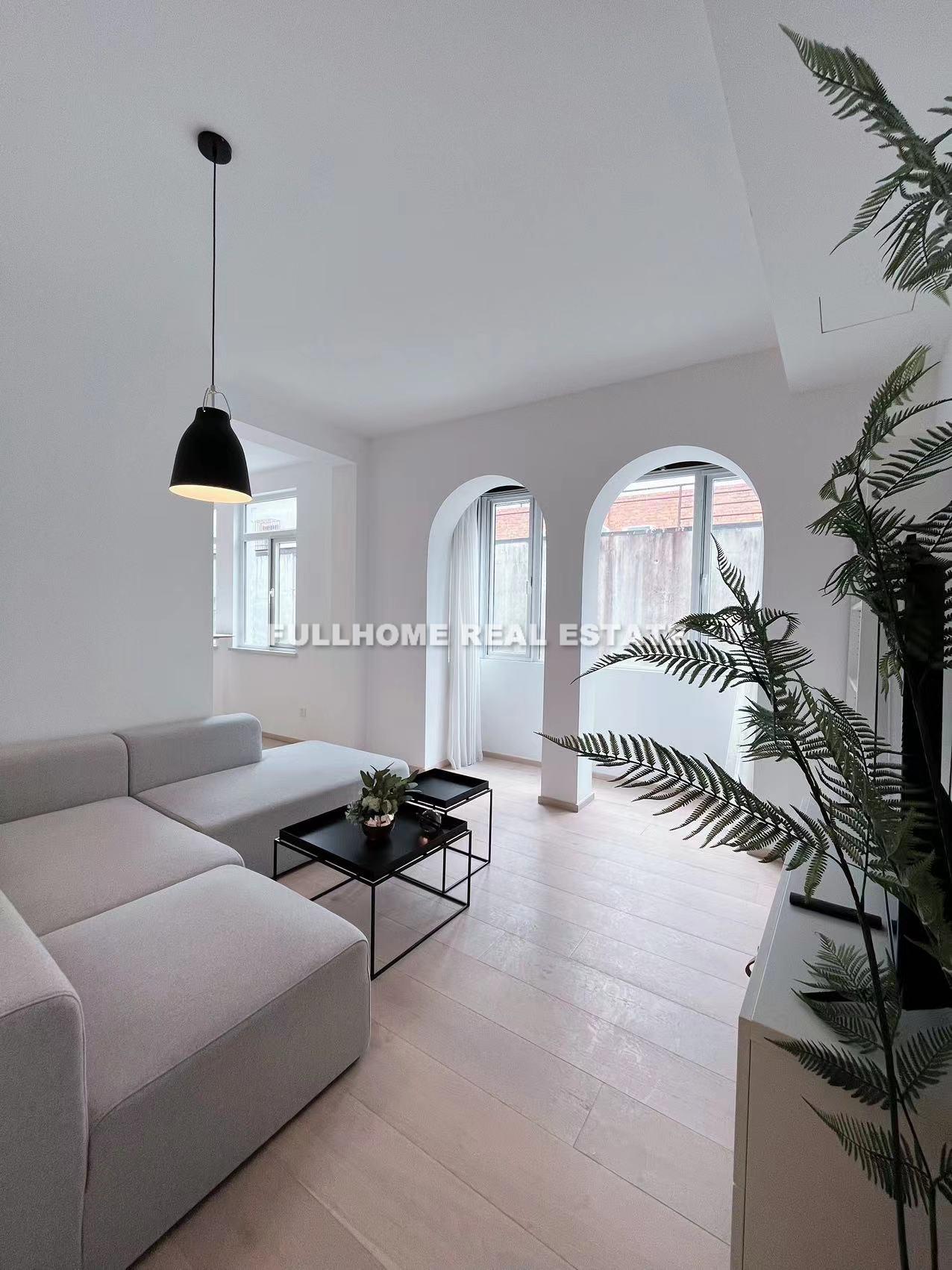 Lane 1-1000 Nanchang Road Old House - 2 bedroom apartment in Shanghai, FFC, Downtown