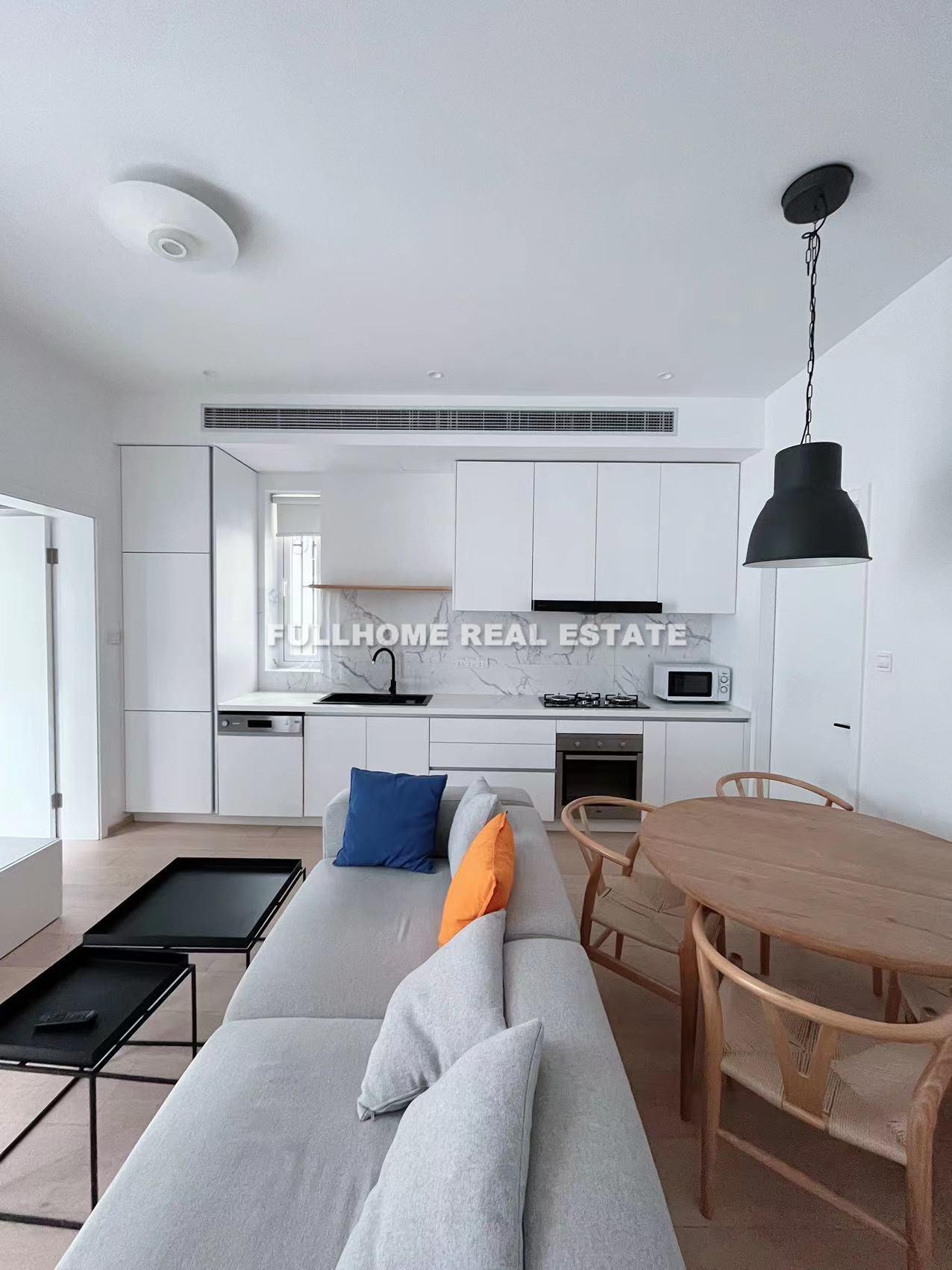 Lane 1-1000 Nanchang Road Old House - 1 bedroom apartment in Shanghai, FFC, Downtown