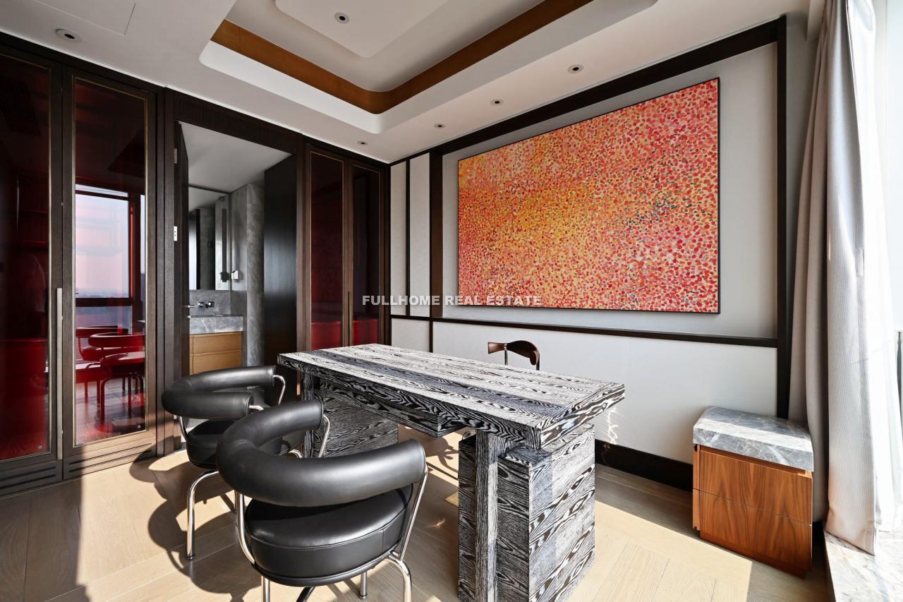Same compound: Bayview, 5 bedrooms in Guangzhou