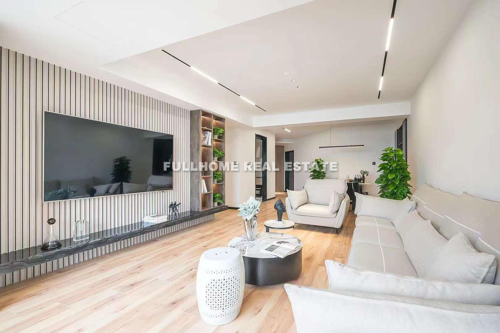 Same compound: Guo Zhong Apartment, 3 bedrooms in Shanghai