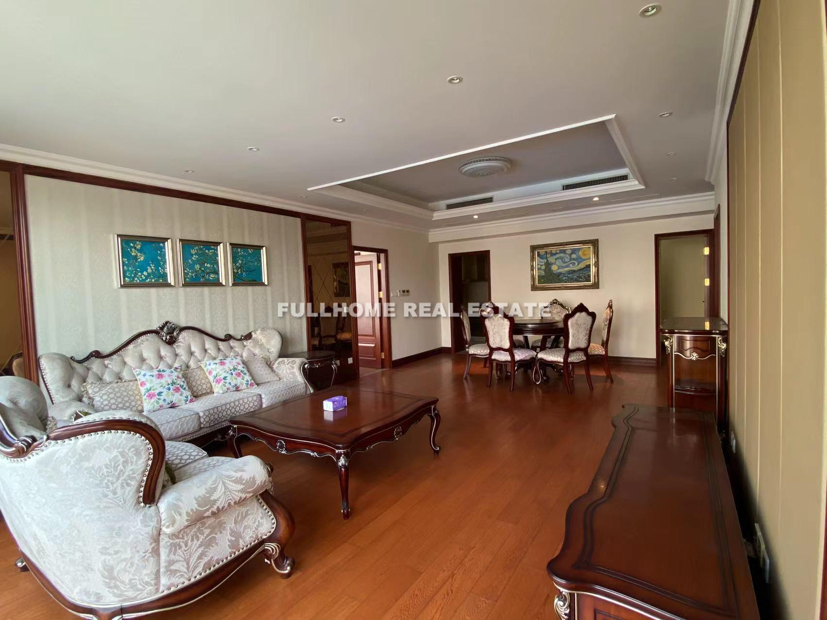 Meihua Garden - 4 bedroom apartment in Shanghai, Xujiahui, Downtown