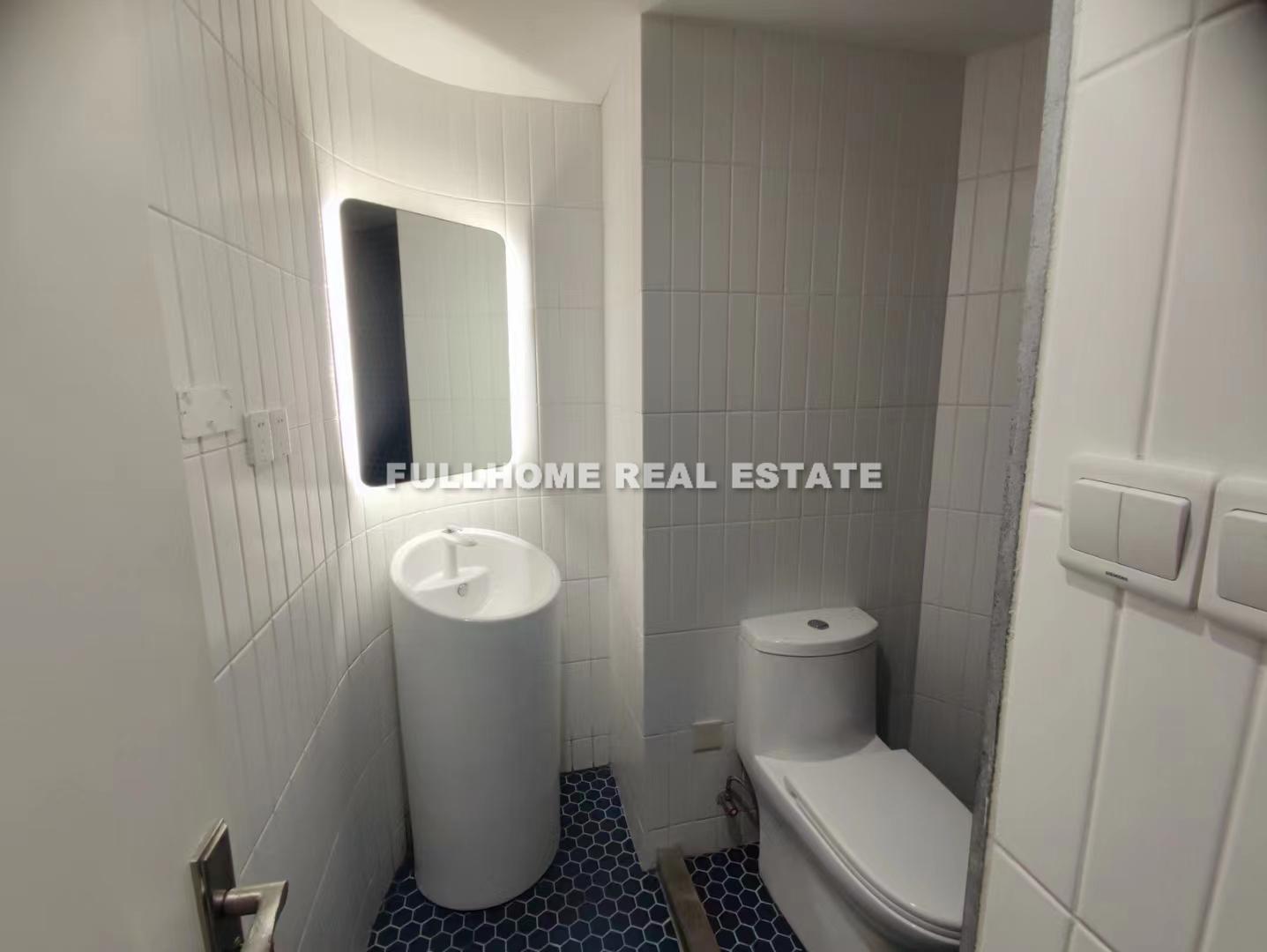 Lane 500-1000 Julu Road Old House	 - Interior view 7, Shanghai rental property