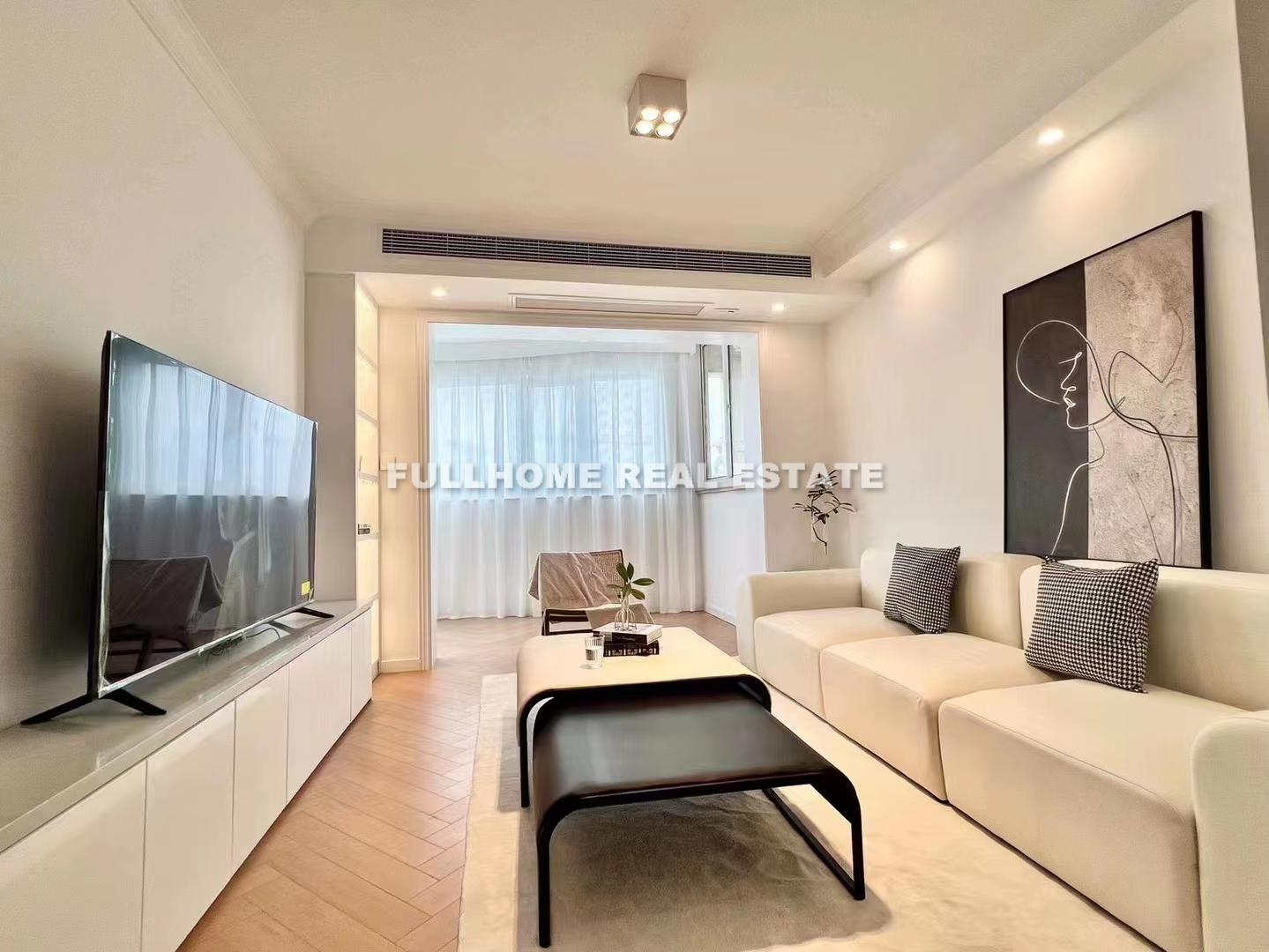 Same compound: Hua Qi Yuan, 2 bedrooms in Shanghai