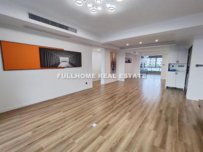 Similar property: Shimao Lakeside Garden, 3 bedrooms, 226 sqm in Shanghai