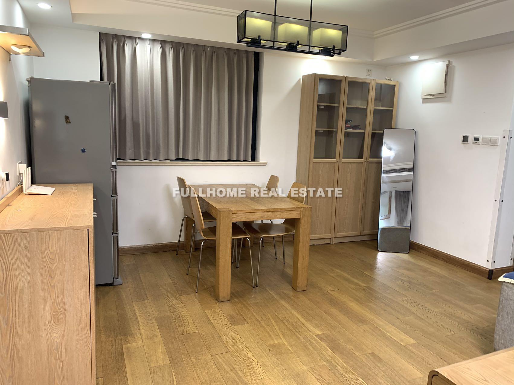 San He Garden - 3 bedroom apartment in Shanghai, Jing An, Downtown