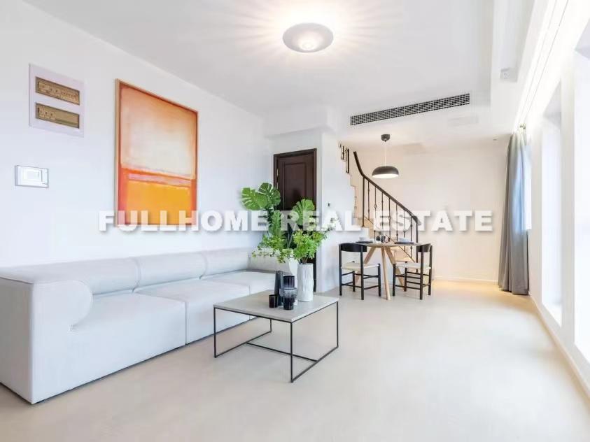 Same compound: Oasis Skyway Garden, 2 bedrooms in Shanghai