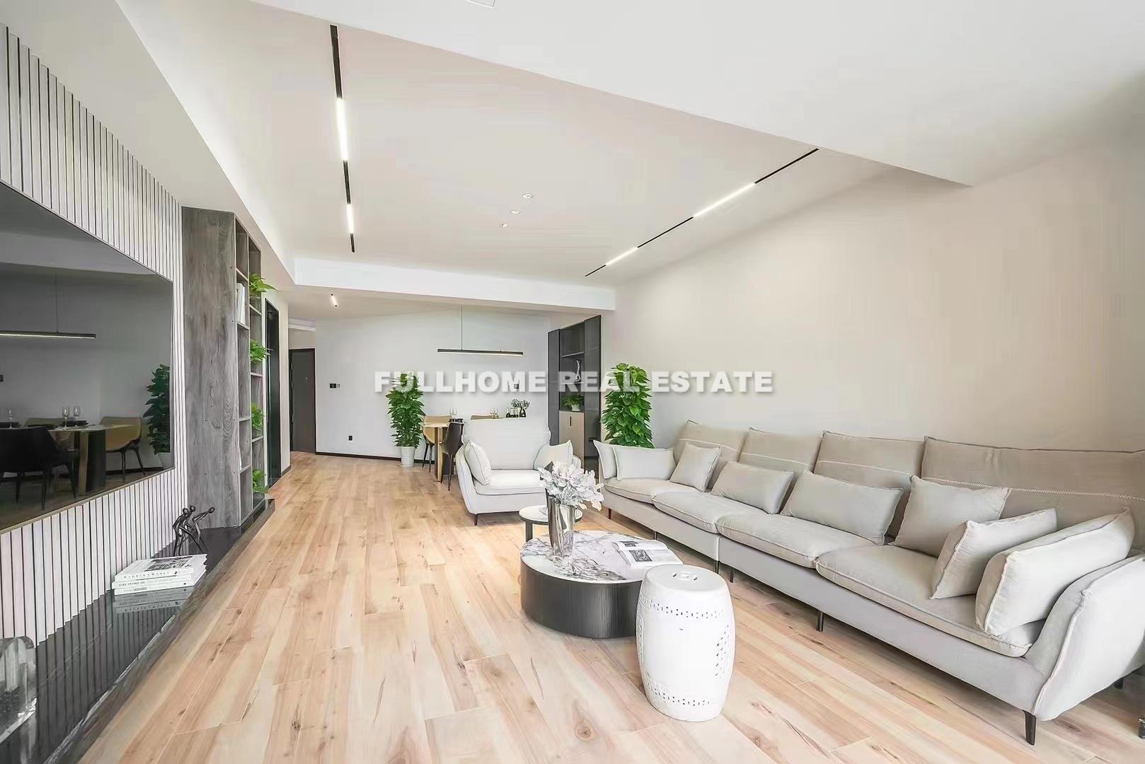 Same compound: Guo Zhong Apartment, 3 bedrooms in Shanghai