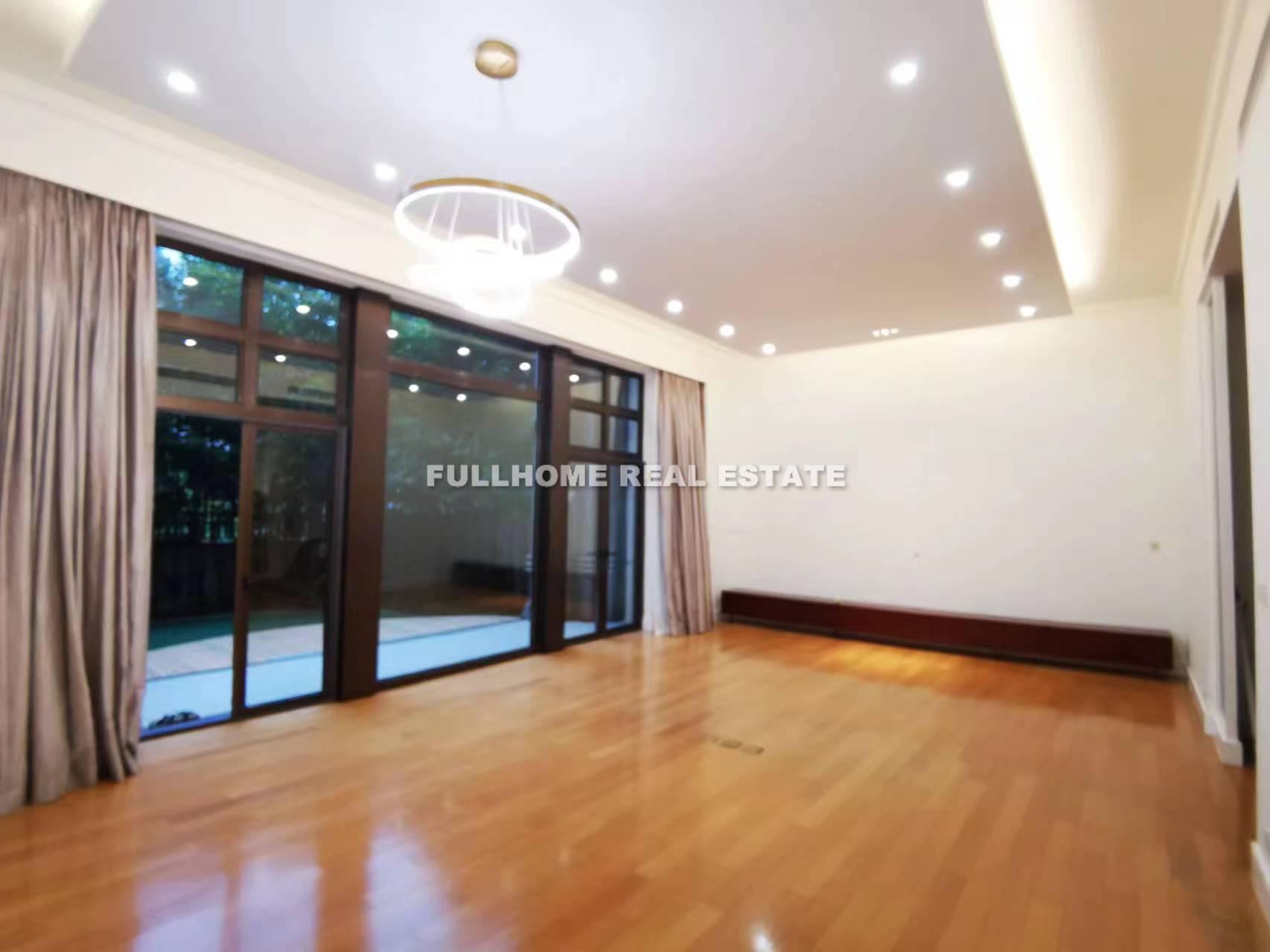 Similar property: Lakeville Regency, 4 bedrooms, 312 sqm in Shanghai