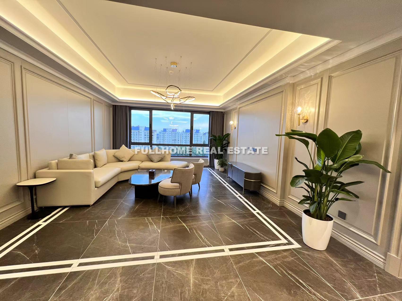 Long Hu Jiu Yue - 4 bedroom apartment in Shanghai, Qingpu, Suburb