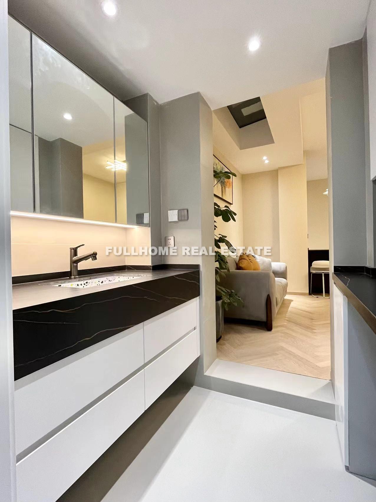 Lane 31 Wulumuqi Road Old House	 - Interior view 5, Shanghai rental property