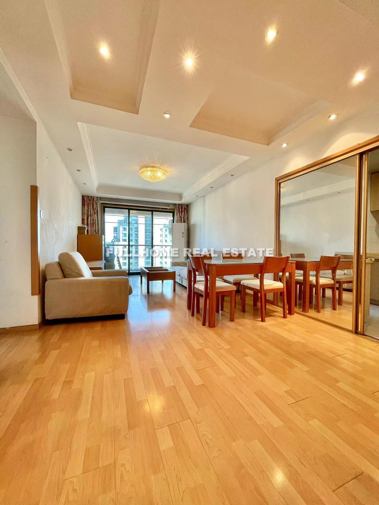 The Courtyards - 2 bedroom apartment in Shanghai, Jing An, Downtown