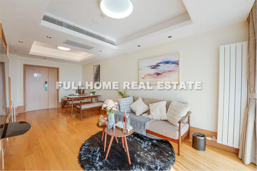 Same compound: Green Court Place , 1 bedrooms in Shanghai