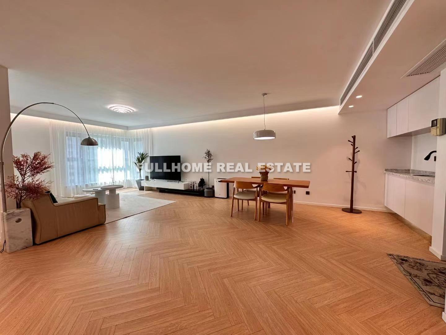 8 Park Avenue - 3 bedroom apartment in Shanghai, Jing An, Downtown